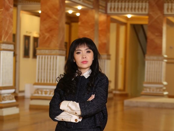 Ірілер жүрген ізбенен...