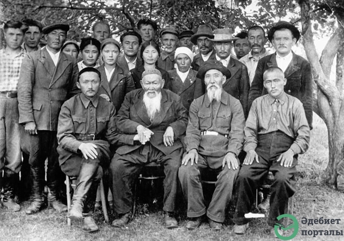 Жыр жүйріктері