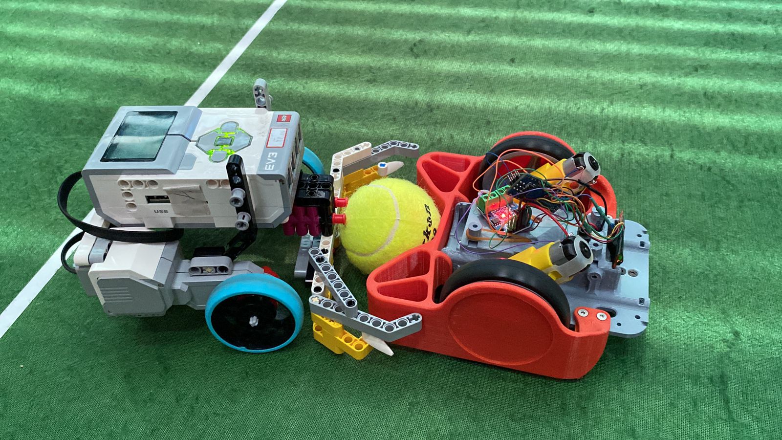 Жас роботтехниктер жарысы