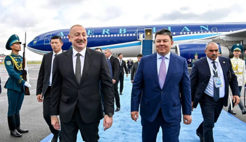 Әзербайжан Президенті ШЫҰ саммитіне қатысу үшін Астанаға келді