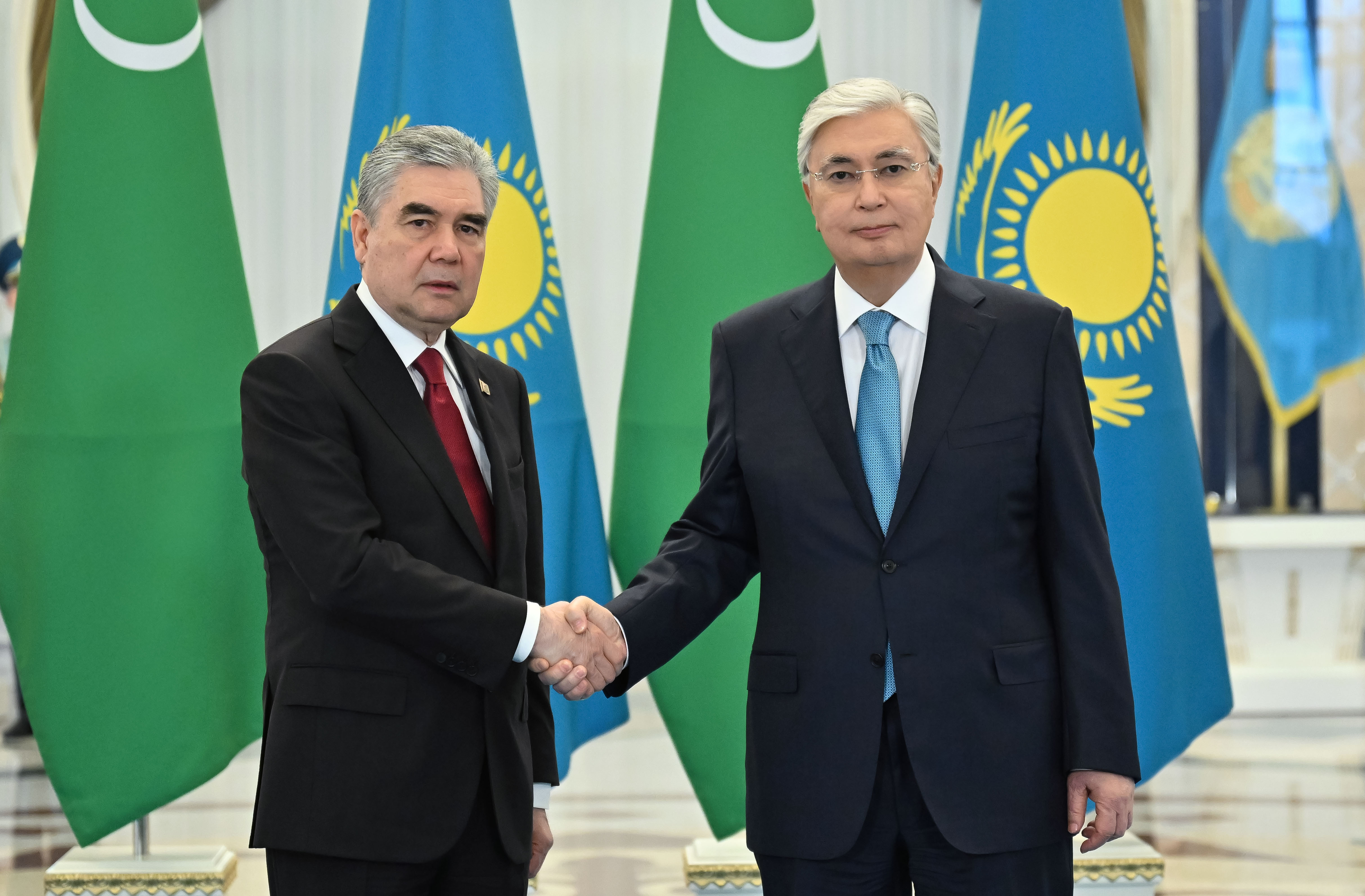 Мемлекет басшысы Түрікменстан Халк Маслахатының төрағасымен кездесті