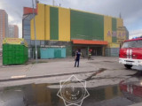 Астанада сауда орталығы өртенді