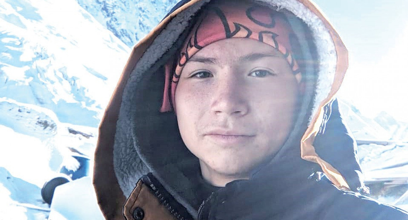 Порно адам және үш милф