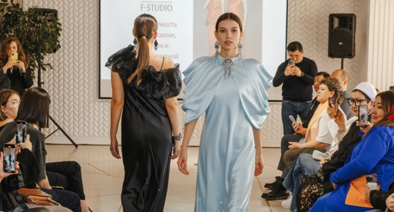 Ретро порно табиғи үлкен сиськи