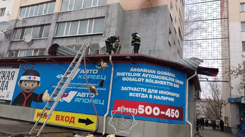 Петропавлда дүкен өртеніп, 40 адам эвакуацияланды