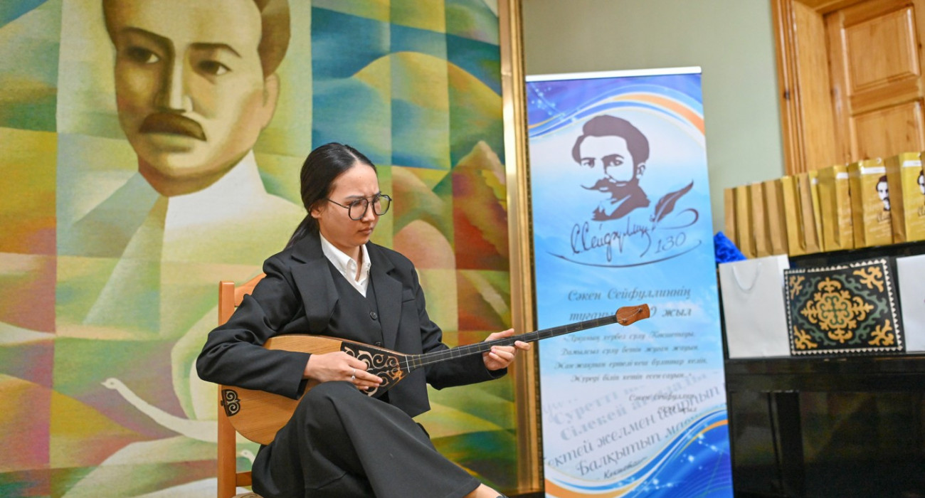 Смотреть Русское порно онлайн: Кенже қарындас ағасын азғырды 60 жастағы әжелердің порно видеолары