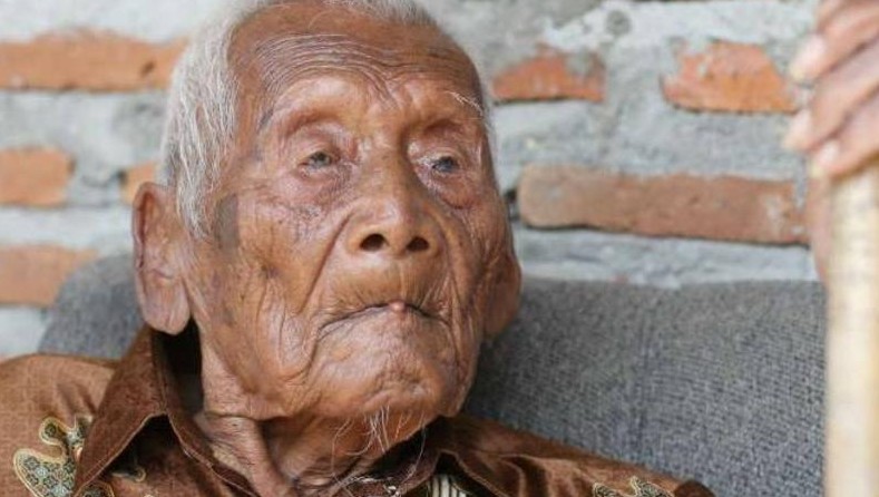 Индонезиялық қария 145 жасқа келгенін айтады