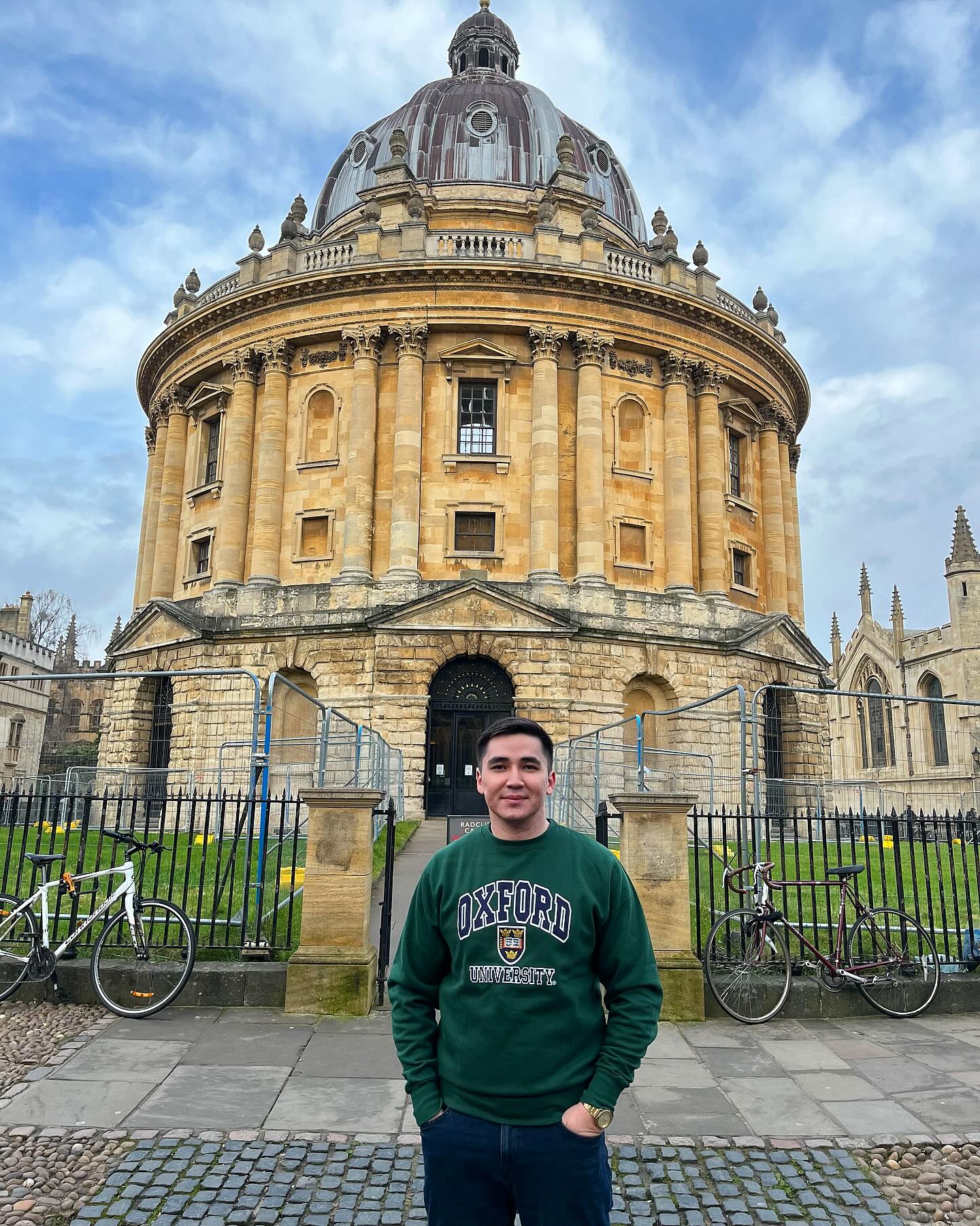 Оксфордқа шақырту алды