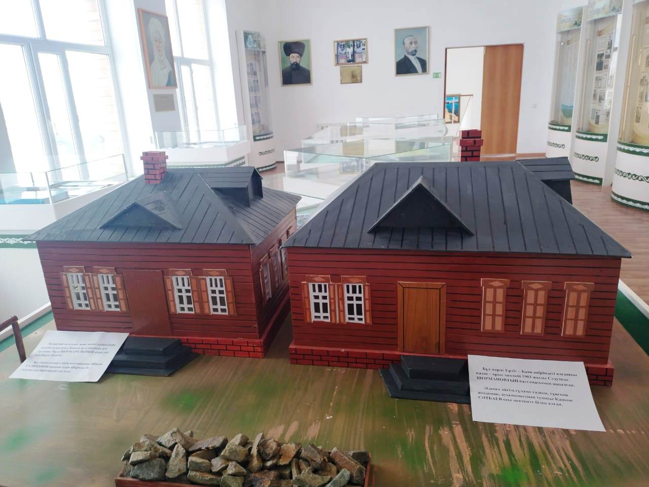 Көк орхидея порно видео Орыс жігіттері үйдегі секс