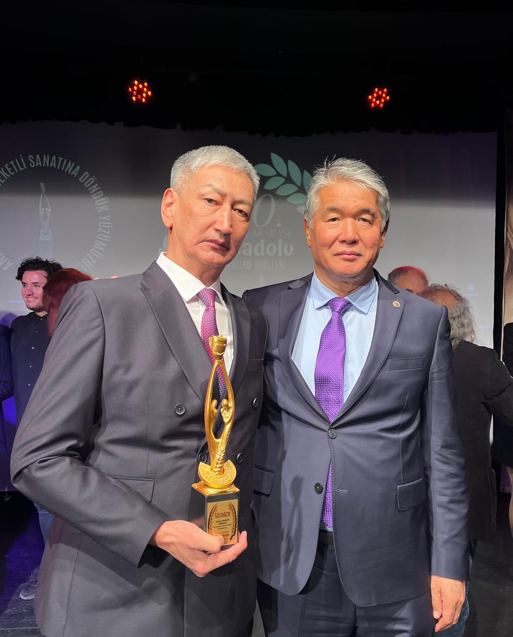 Түркінің ең үздік драматургі