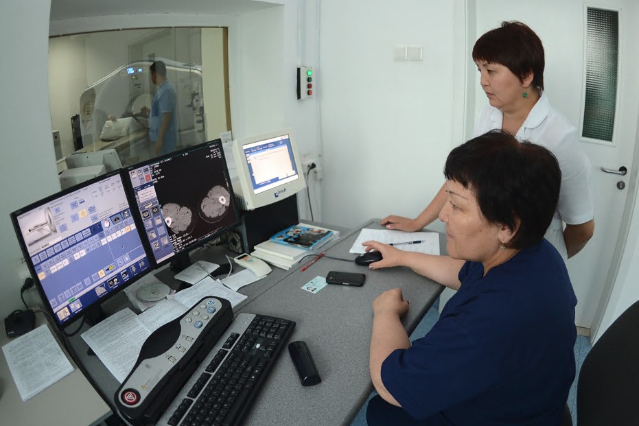 Медициналық қызметтің күнгейі мен көлеңкесі