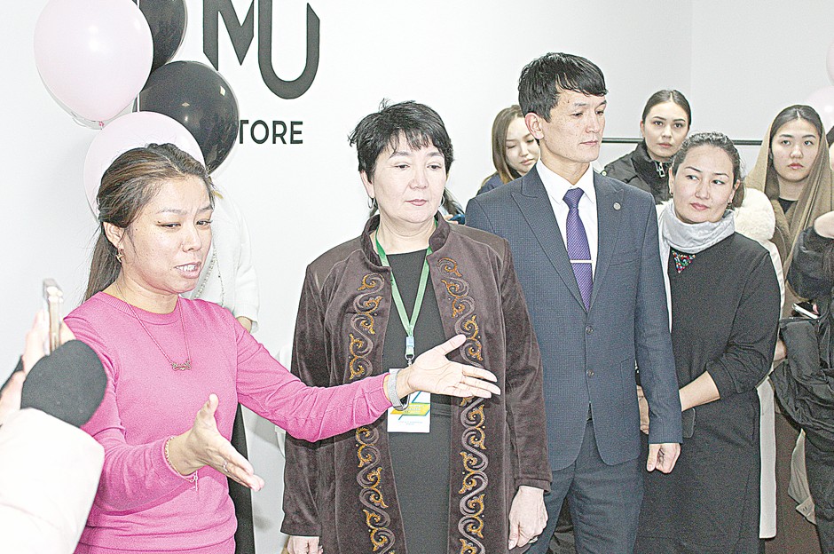 Махамбет университетінде шеберхана ашылды