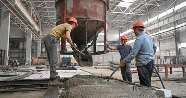 Жалаңаш жетілген еврей әйелдері