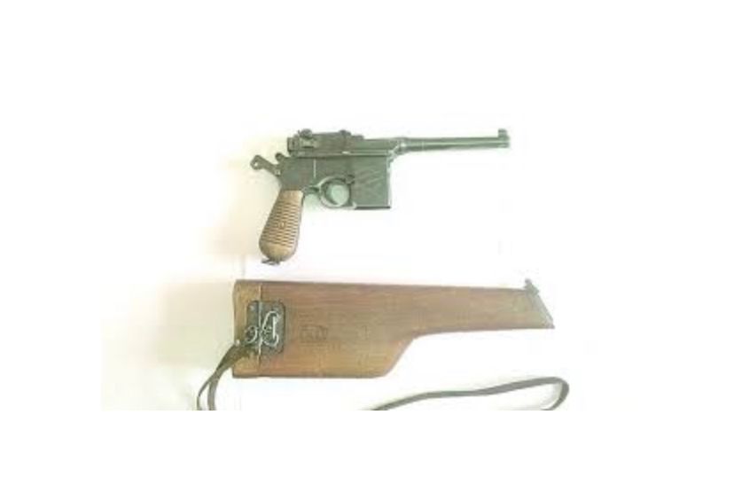 Баукеңнің маузері