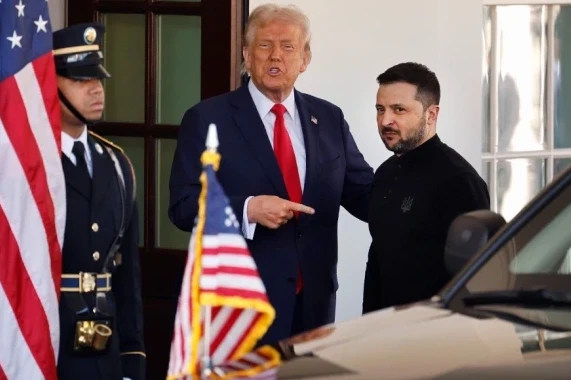 АҚШ Украинаға әскери көмекті тоқтатты