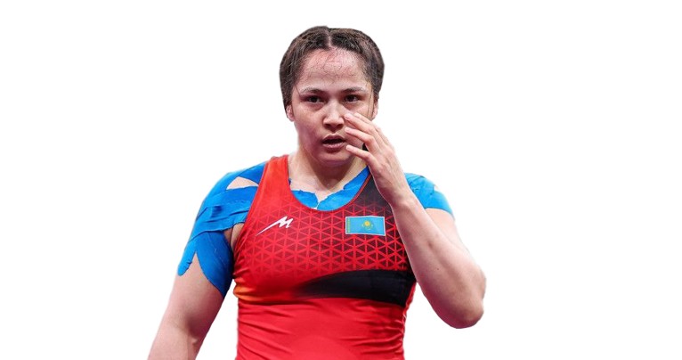 Жәмила Тиранада топ жарды