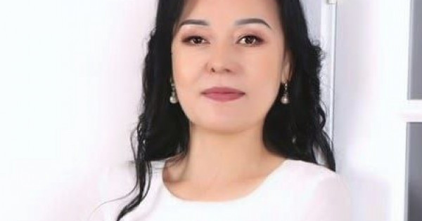 Кішкентай қыздардың порносын қараңыз Транссексуалдар мен трансвеститтер туралы онлайн порно фильмдерді қараңыз.