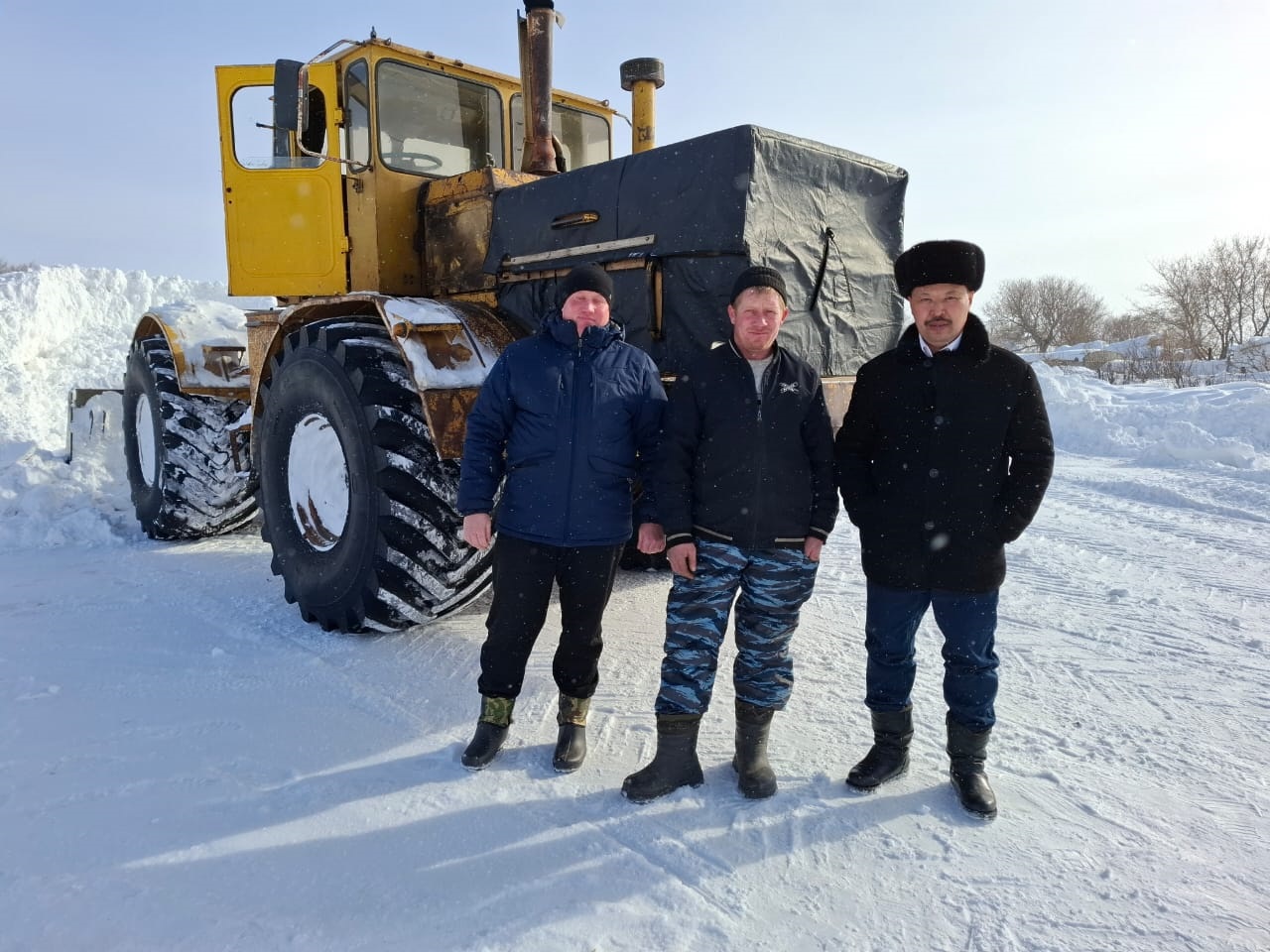 Ағайынды механизаторлар