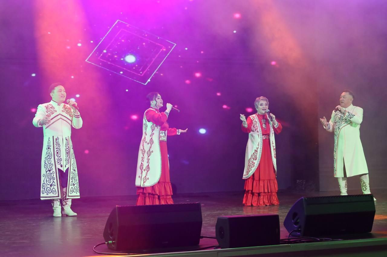 Торғай өнерпаздарының тартуы