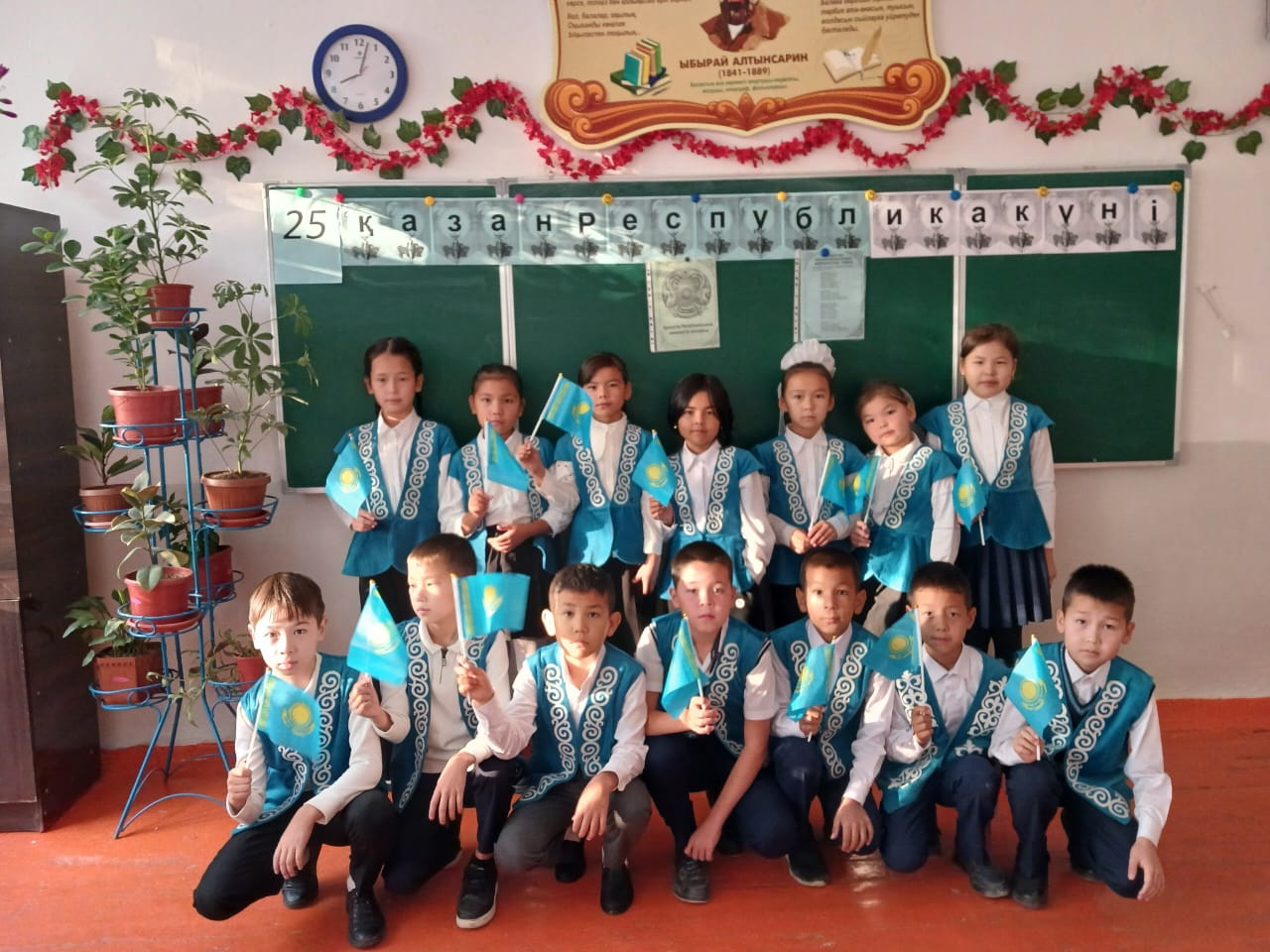 Шоқай мектебінің шамшырағы