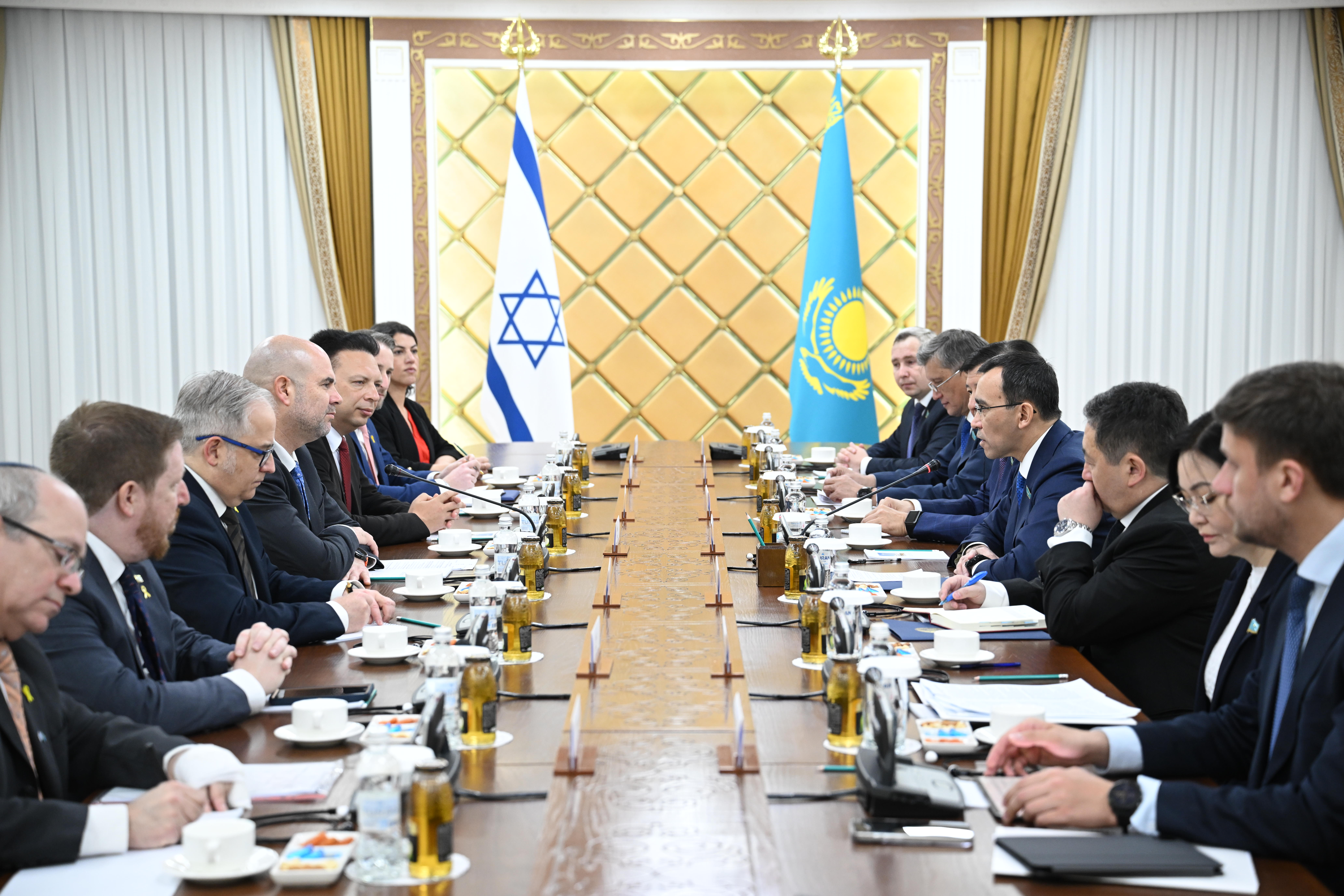 Мәулен Әшімбаев Израиль Кнессеті Төрағасымен кездесті