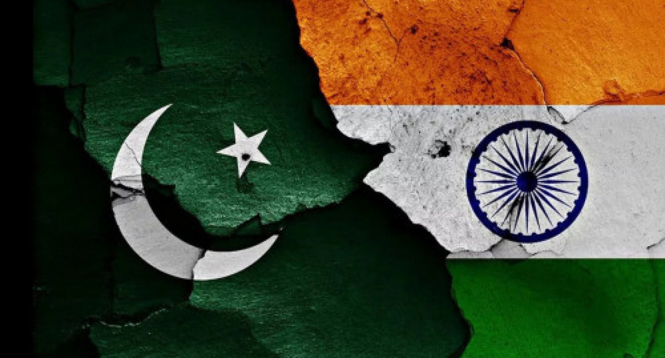 3D құбыжық секс Тығыз шарлармен қалай кончатовка жасауға болады