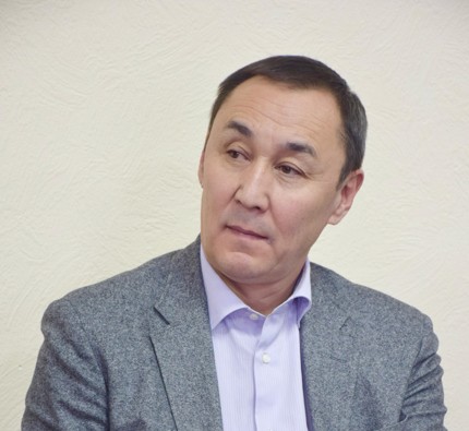 Қаратаудан қанат қаққан