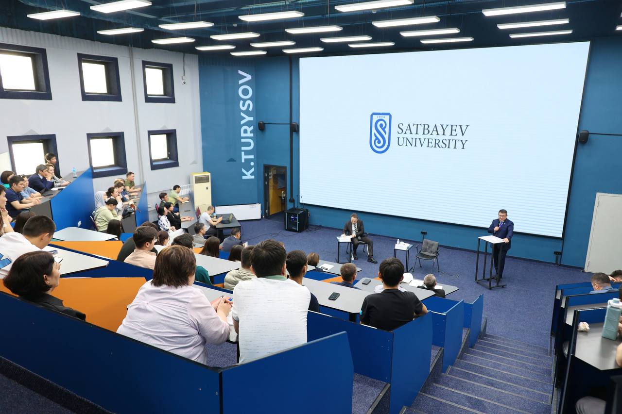 Білім мен ғылымды дамыту мәселесі талқыланды