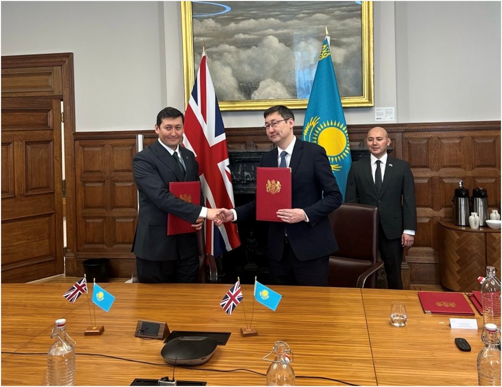 Денсаулық сақтау министрлігі мен «АстраЗенека» мәмілеге келді