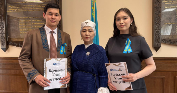 Порно фотосуреттер