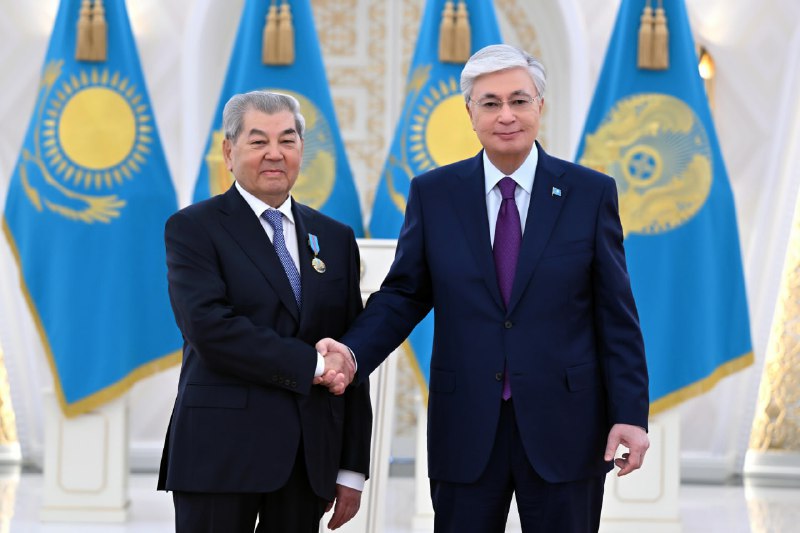 Президент  Қуаныш Сұлтановқа «Отан» орденін табыстады