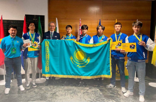 Қазақстандық оқушылар Менделеев олимпиадасында 11 медаль жеңіп алды