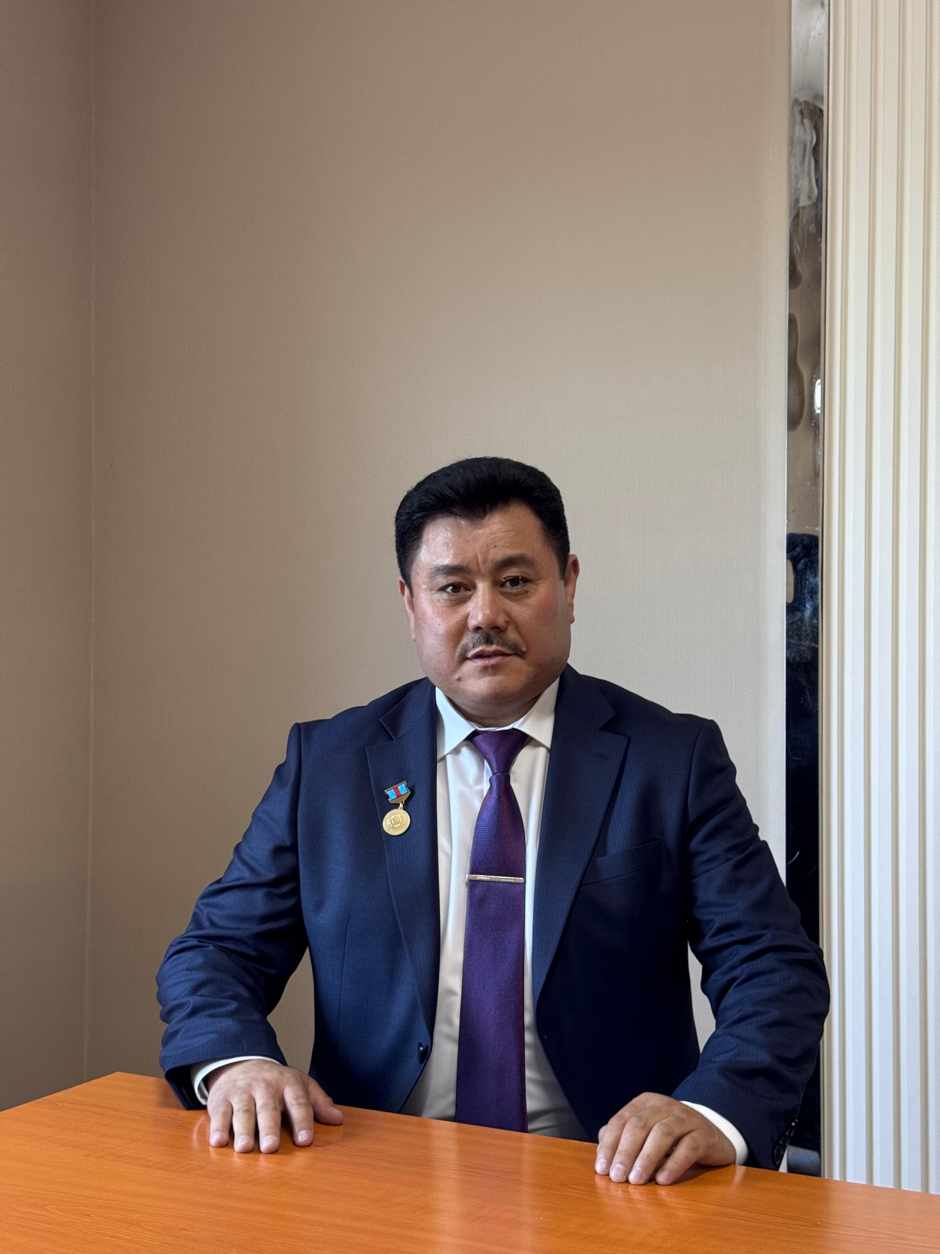 Ерболат Шалдыбеков «Қазақстанның еңбек сіңірген қайраткері» атанды