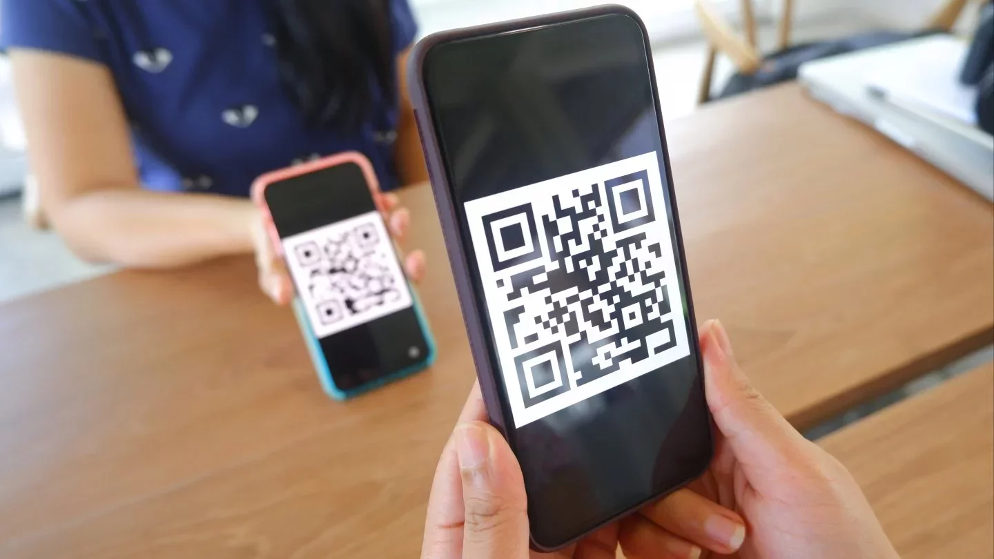 Банктер бірыңғай QR жүйесіне қосылуға міндеттеле бастады
