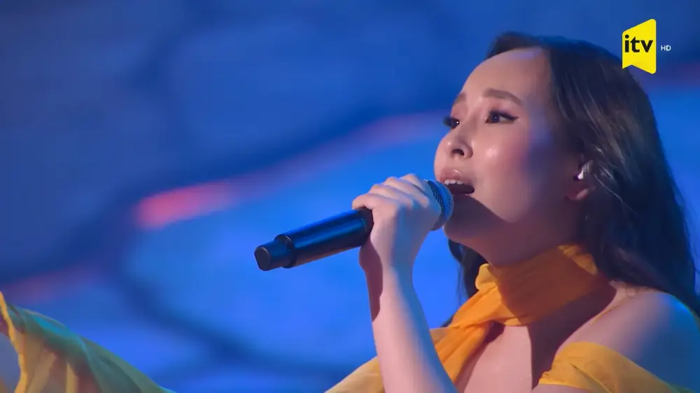 Қазақстандық әнші «The Voice of Azerbaijan» финалында өнер көрсетті