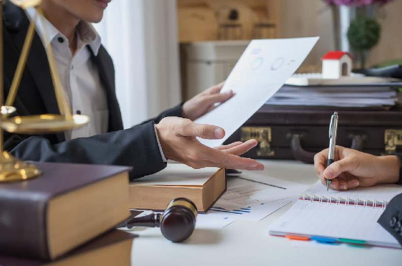 Ертең заңгерлер қазақстандықтарға тегін кеңес береді