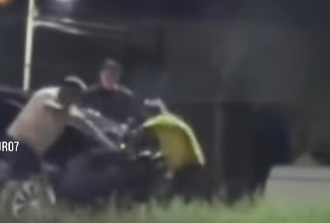 Ақсайда ер адам бензопиламен тұрғындарға шабуыл жасаған