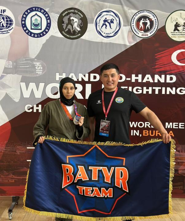 Қазақстан ТЖМ мамандары қоян-қолтық ұрыстан әлем чемпионатында жеңіске жетті