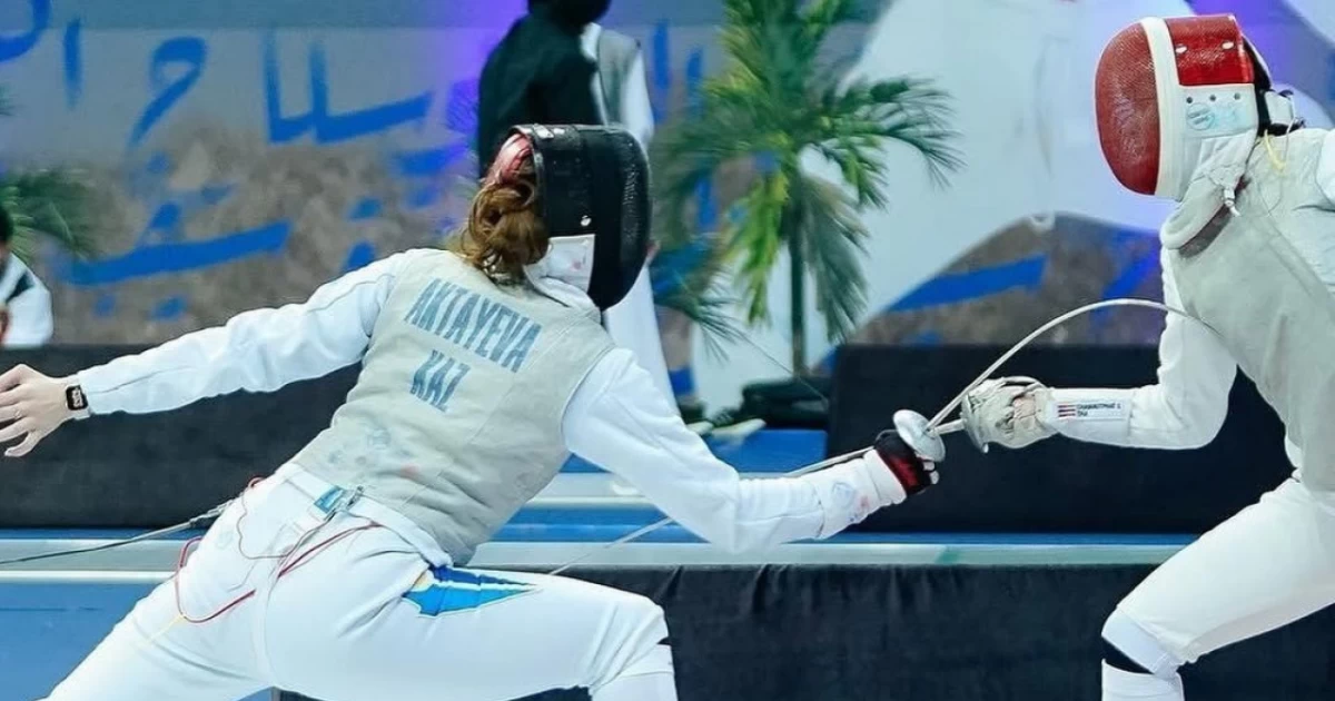 Екі семсерші Азия чемпионатында үздік ондыққа енді