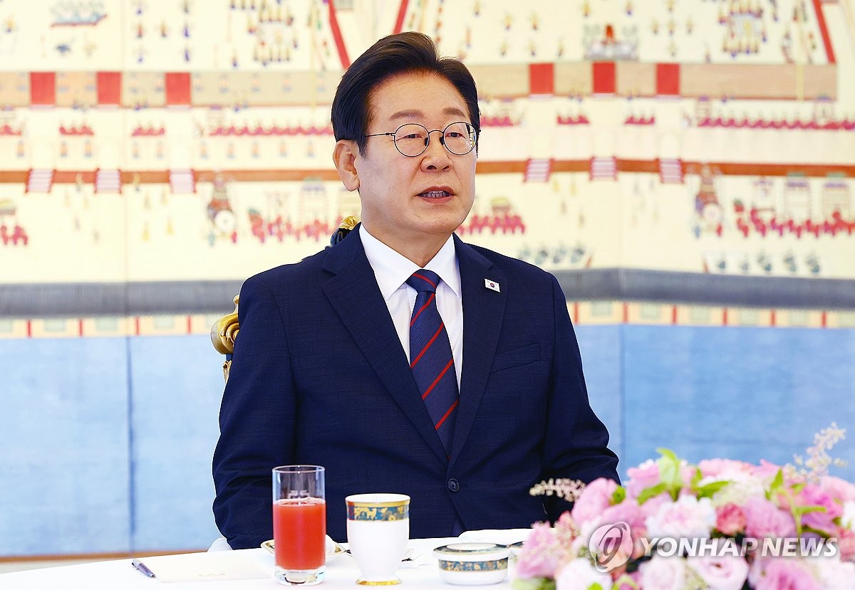 Оңтүстік Корея Президенті НАТО саммитіне қатысудан бас тартты