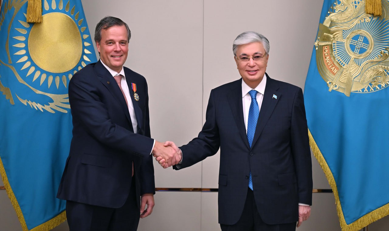 Президент екіжақты кездесулер өткізді