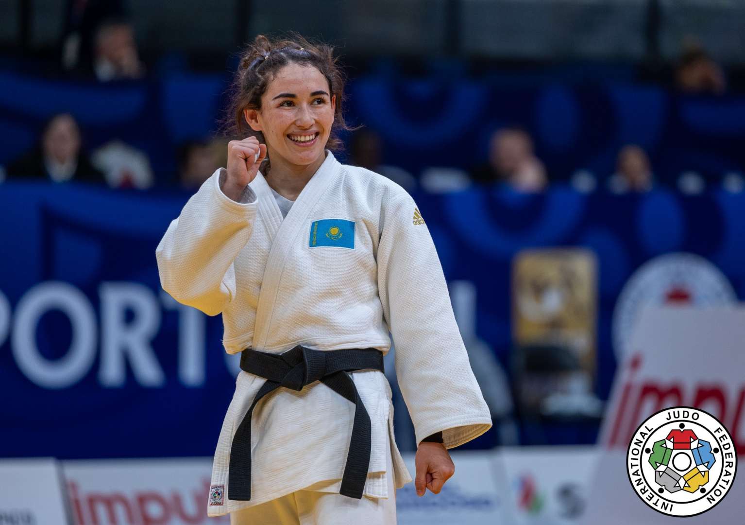 Әбиба жаһандық рейтингтің көш басында!