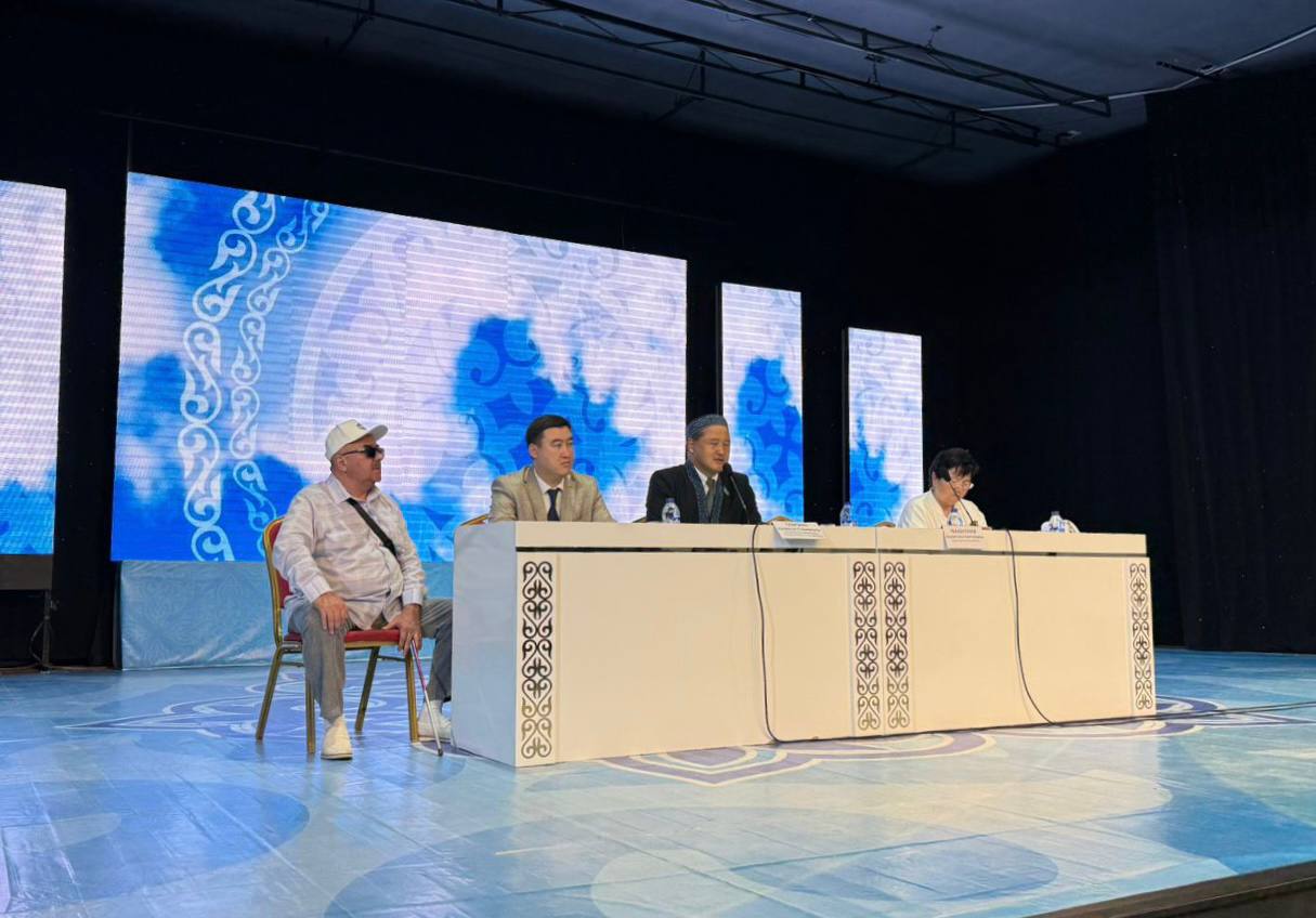 Мәжіліс депутаты Түркістандағы «Сауран» клубының параспортшыларымен кездесті