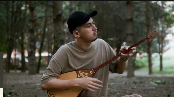 «Жансерігім – домбыра»