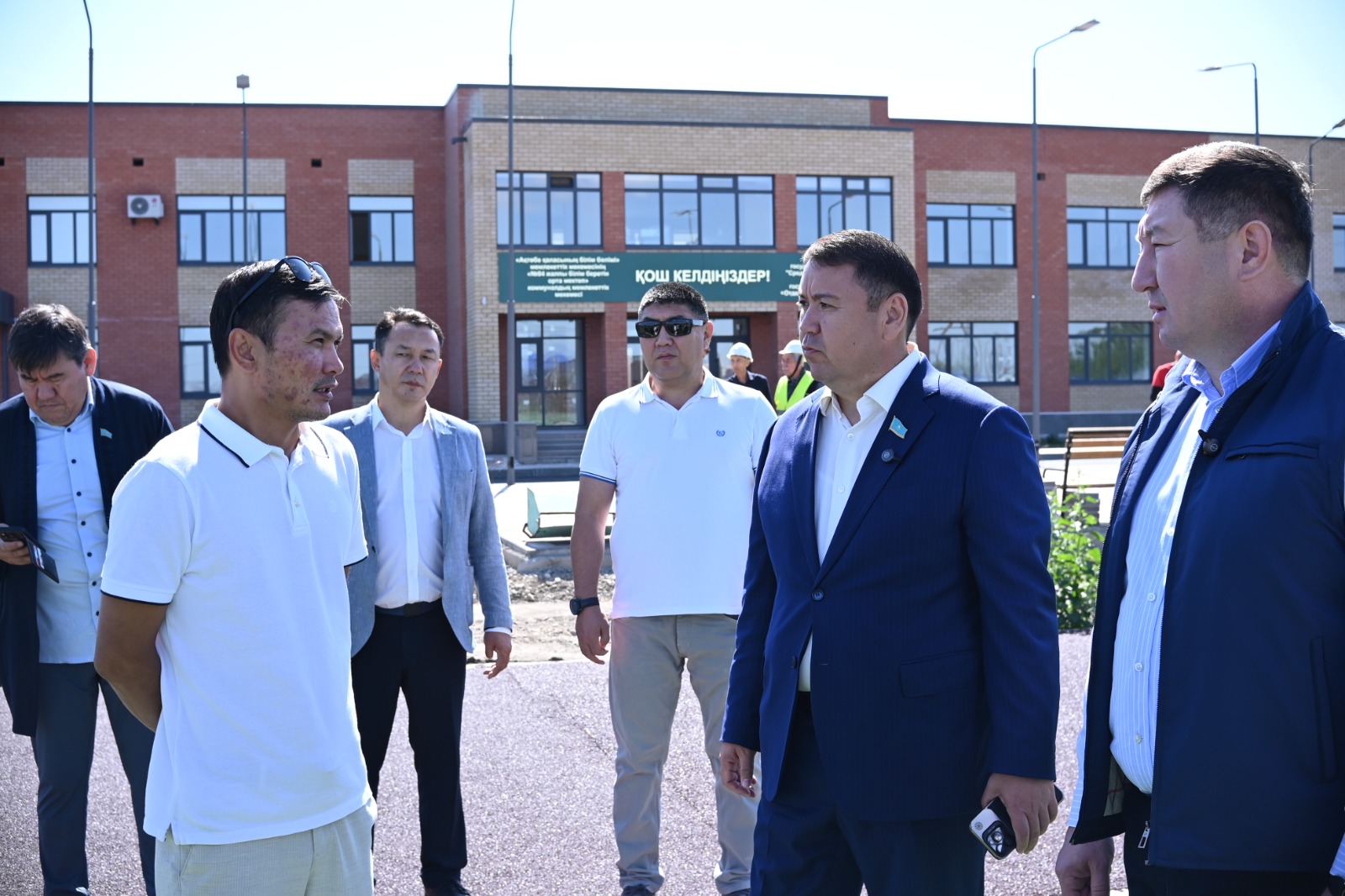 Мәжіліс депутаты Ақтөбе облысында салынып жатқан нысандарды аралады
