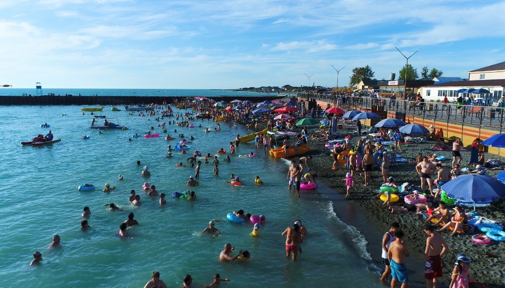 Алакөлде патрульдеу кезінде екі адам құтқарылды