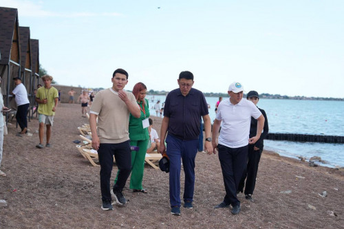 Министр Балқаш көлінің курорттық аймақтарын тексерді