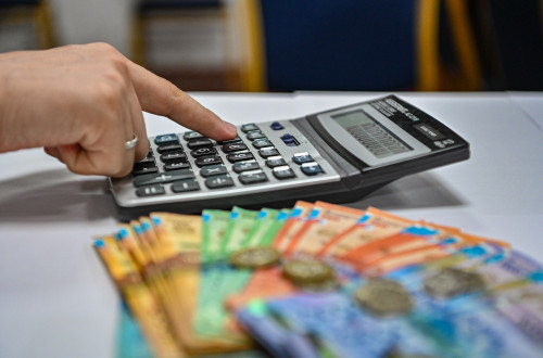 Бюджеттің кіріс бөлігі асыра орындалып, ел қазынасына 11 трлн теңге түсті