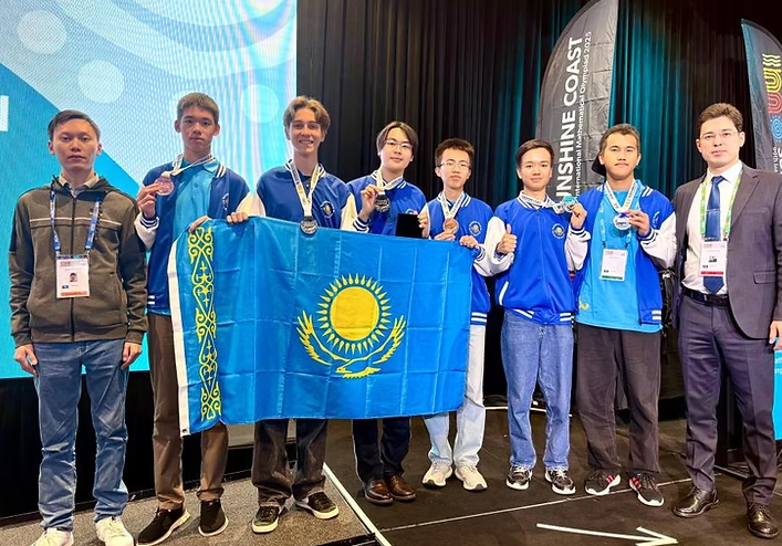 Жас математиктер әлемдік  олимпиадада 6 медаль жеңіп алды