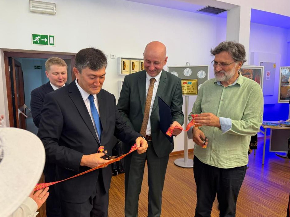 Черногорияда Абай орталығы ашылды